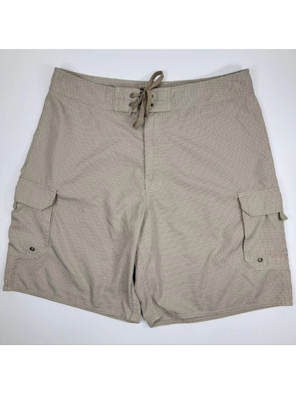 Vintage Patagonia Men’s 34 Cargo Board Shorts  Houndstooth Plaid Tan Beige
